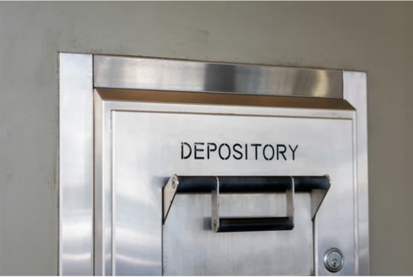 Night drop depository fishing attacks, anti-fishing finger kits a deterrent